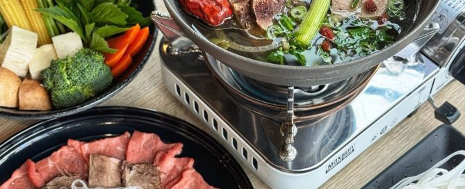 Beef hotpot with vegetables and noodles